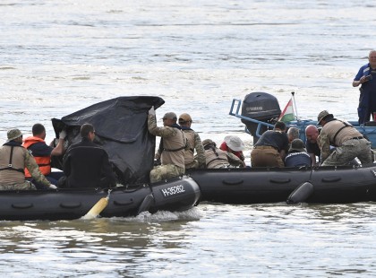 Már tíz holttestet találtak a Dunában a Hableány áldozatain kívül