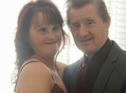 20 éve vagyunk házasok, tudjuk hogy senki nem kedvel meg minket, mert down szindrómásak vagyunk... ? ❤️