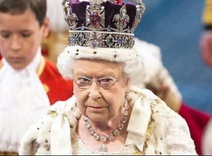 Erzsébet királyné megnevezte trónörökösét! Az egész világ meglepődött azon, hogy ki az!