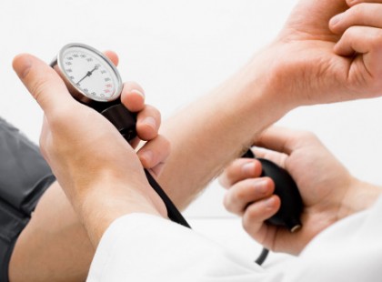 KÖZEL 400 EZER FORINTOS FÁJDALOMDÍJ MAGAS vérnyomásban szenvedőknek!!! A legtöbben még nem is hallottátok a jó hírt! Így kapod meg a pénzedet: