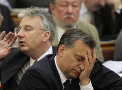 Fideszes kampánynyomor: már ott tart Orbán jelöltje, hogy az MSZP-stől lop programot
