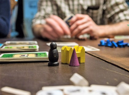 Mivel játszanak szívesen a különlegesen magas IQ-jú emberek?