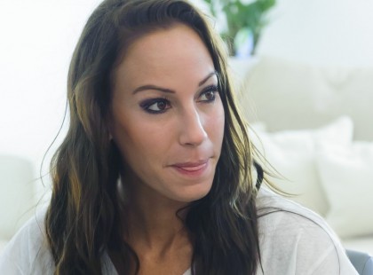 NA ERRŐL eddig mélyen hallgatott mindenki! MOST KIDERÜLT : Vajna Tímea EZZEL A FÉRFIVAL ÉL együtt Andy Vajna bérelt villájában….