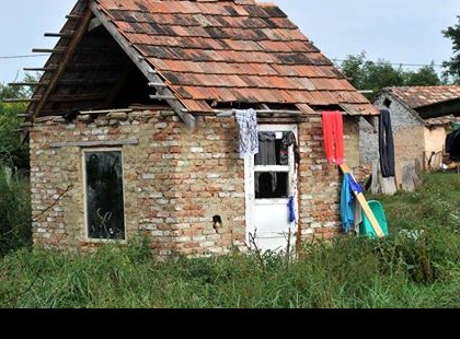 Ebbe a kis putriba 74 ukrán van bejelentve..Ők is eljöttek ma szavazni