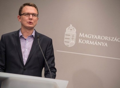 ÚJDONSÁG!!!! Havi, rendszeres, SORON KÍVÜLI NYUGDÍJEMELÉSSEL KÁRPÓTOLHATNAK MINDEN MAGYAR NYUGDÍJAST 12 hónapon keresztül!!! EKKORA ÖSSZEGRE SZÁMÍTSON, ami hamarosan minden hónapban a nyugdíján felül érkezhet ::