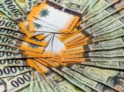 KŐKEMÉNY VÁLTOZÁS A KÖZGYÓGYELLÁTÁSNÁL! VÁLTOZOTT 1 nagyon szigorú FELTÉTEL ÍGY sokan lettek jogosultak, akinek eddig nem járt!!!! Sokaknak igazolás sem fog kelleni, csak igényelni kell és ALANYI JOGON MEGKAPJÁK A 144 EZER FORINTOT! Nem függ a jövedelemtől! Mutatjuk az új feltetételeket >>>