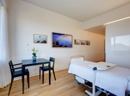 EZ DURVA!!! ITT egy AUSZTRIAI KÓRHÁZI ÁRLISTA! Pár ezer forintból gyógyulhatsz Ausztriában nagyon magas színvonalú ellátás mellett! Kezelésre, műtétre vagy csak vizsgálatra is lehet menni! ITT AZ ÁRLISTA : >>>>