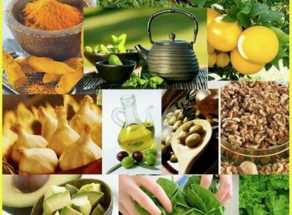 A máj az egyik legfontosabb méregtelenítő szerv, így a fogyásban is szerepet játszik. Cikkünkben hétköznapi gyógy- és fűszernövényeket, illetve zöldségeket találsz, amelyek tisztítják a májat, ezáltal a fogyásodat is előrelendítik.