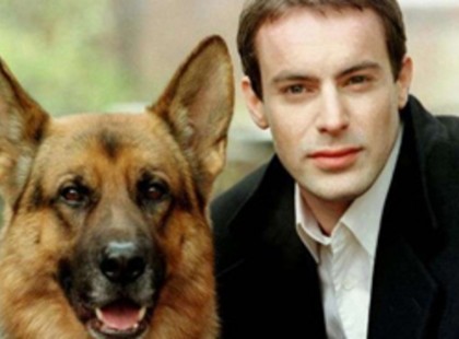 Emlékszel Rex felügyelő jóképű gazdájára? Gedeon Burkhard mellett ma már elmennél az utcán…így néz ki 50 évesen :