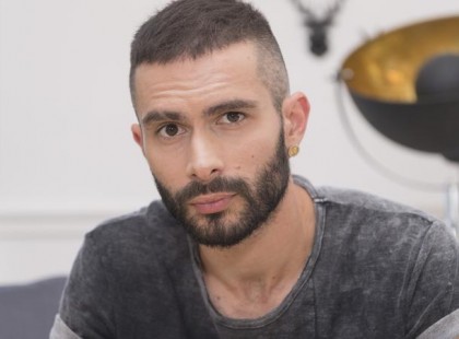 ByeAlex hatalmas dolgot tett a műszívvel élő kislányért. Legnagyobb álmát váltotta valóra