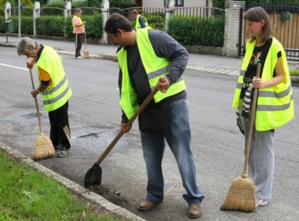 KSH: Minden Magyar dolgozó 359 ezer forintot visz haza fizetésként