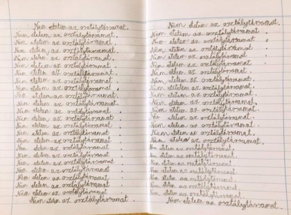 A kisfiam enni adott egy éhező osztálytársának. Büntetésből 400-szor le kellett írnia, hogy..