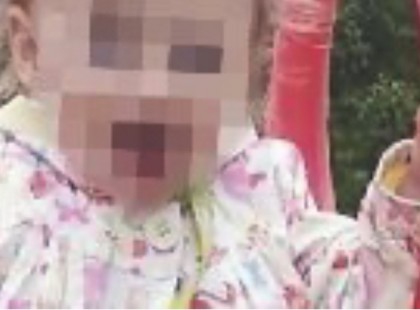 Réka baba az a 3 éves kislány, aki a sárvári gyógyfürdőben megfulladt!Nyugodj békében kicsi angyalka