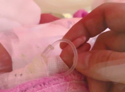 Újszülöttet hagytak a kecskeméti inkubátorban, örökbefogadót keresnek neki