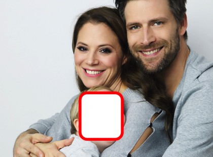 Szinetár Dóri most először mutatta meg a kisbabája arcát egy családi képen