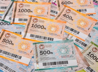 1 perce jelentették be : EZ LESZ idén a KARÁCSONYI Erzsébet utalvány helyett a magyar nyugdíjasoknak, 65 év felettieknek :