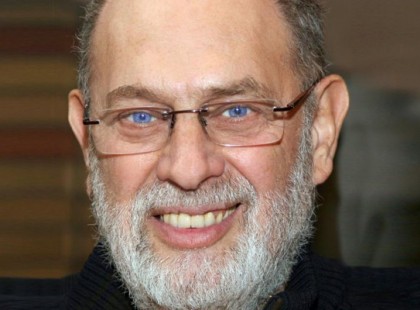 ÉHENHALNI IS KEVÉS A NAGYBETEG BOROS LAJOS NYUGDÍJA.ENNYIVEL SZÚRJÁK KI A SZEMÉT