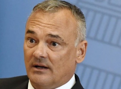 Ne dőlj be: van egy hatalmas nagy Fidesz-trükk a győri botránypolgármester lemondásában