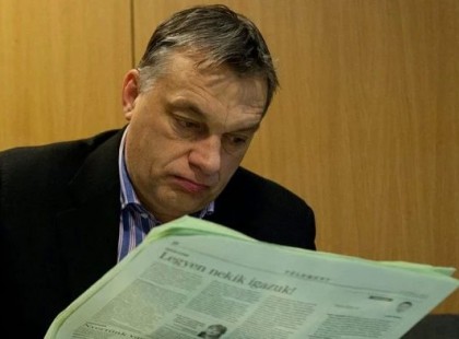 Pofátlanság: az új fideszes polgármester magasabbra emeltette a fizetését, mint amennyit Orbán keres