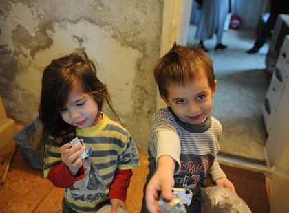 KSH adatai szerint : Drasztikusan csökken a szegények száma, a Magyarok egyre gazdagabbak - Szerintünk ez nem így van.Szerinted?