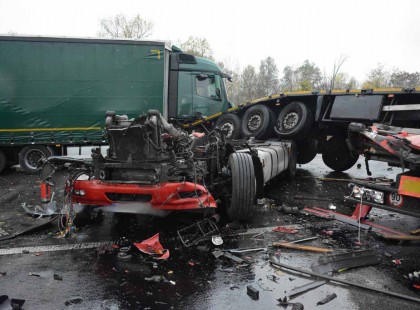 Hatalmas torlódás az M0-s autóúton