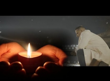 Az egész országot megrázta, ami L. L. Juniorékkal történt. ? Az énekes új dalban emlékezik meg elhunyt kisfiáról - videó