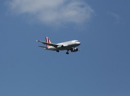 1 perce érkezett:Lezuhant egy utasszállító 100 emberrel a fedélzetén: gyerekek az áldozatok között