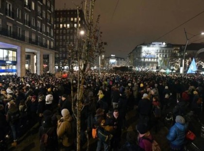 Hatalmas tüntetés volt Pesten- már 50 ezren írták alá az Orbáni-politika elleni tiltakozást