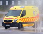 Tragikus, ami történt! 62 éves férfi lett hirtelen rosszul fél 8-kor Ajkán – szirénázva rohantak a mentők a helyszínre! Még a legtapasztaltabb szakembereket is meglepte a látvány, ami őket fogadta…..