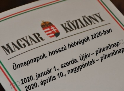 MEGJELENT A RENDELET!! LESZ ÁM MEGLEPETÉS!!!! Munkaszüneti napok, hosszú hétvégék, ledolgozós szombatok, iskolai szünetek 2020: Ezekkel számolj!