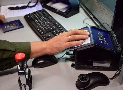 Nem hagyhatja el az országot, aki nem fizet tartásdíjat