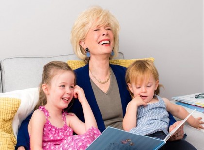 DÖNTÖTTEK! ÍGY változtatnak A NYUGDÍJAKON! Durva változás JÖN minden női nyugdíjnál! Jóval magasabb nyugdíjat kaphatnak azok a nők, akik felneveltek 1,2,3,4 gyermeket!