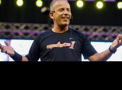 Norbiék elhagyták Magyarországot! Felesége megmutatta, hová mentek