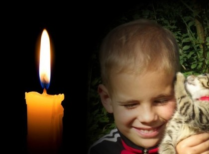 Gyász!Meghalt Gergő, a kisfiú akiért újra az ország összefogott, Isten Veled Harcos