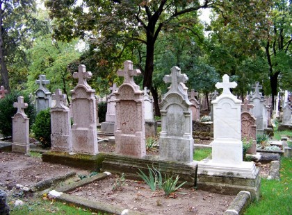 Ma Gesztesi sírjánál jártunk, amit otthagyott egy ember, azt leírni sem lehetne