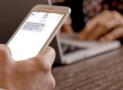 750 forintos SMS-t küldözget az előfizetőknek a nagy mobilszolgáltató – a Ha ilyen SMS-t kapsz a telefon szolgáltatódtól, akkor TUDJ RÓLA, HOGY EZ NEKED 750 forintodba került! >>> Nem kérted mégis küldik, méghozzá a Te számládhoz csapják hozzá az összeget!!!