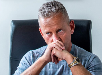 Ebben a pillanatban jött a hír! Nagyot bukott: nem árulják tovább Norbi update termékeit!!