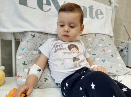 Levente csodálatosan gyógyul - Kíváncsiak vagyunk, hányan örülnek a hírnek <3