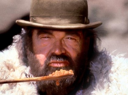 MEGINDÍTÓ: ÍGY NÉZ MOST KI BUD SPENCER SÍRJA. NEM FOGOD ELHINNI MI VAN A TETEJÉN