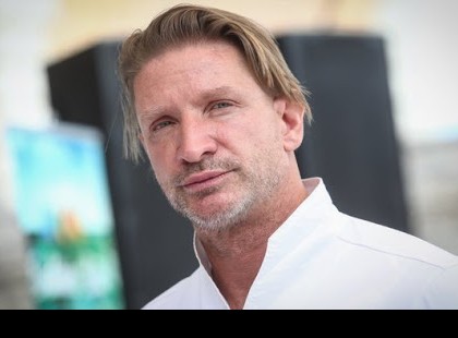 Megmutatta otthonát Pintér Tibor és szerelme. Ha meglátod milyen körülmények között élnek...