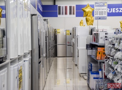 MÁRCIUSTÓL ÚJ PROGRAMOT indítanak , gáz és elektromos sütőkre, FŐZŐLAPOKRA, páraelszívókra, mosogatógépekre, MOSÓGÉPEKRE, HŰTŐGÉPEKRE!