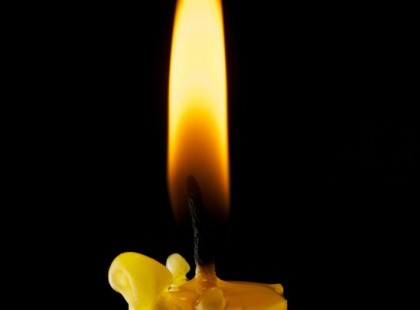 Most jött a hír : Tragikus hirtelenséggel elhunyt a csodálatos magyar énekes!