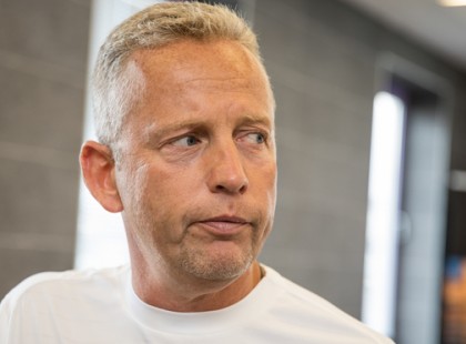 Padlóra küldte a botrány Schobert Norbit!Vége ,kész, befejezte!