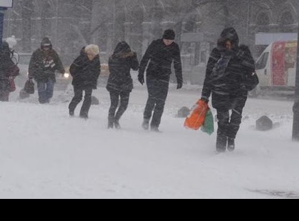 SÚLYOSBODOTT A helyzet! Pár perce a fél országra narancs riasztást adtak ki! LESZ, ahol súlyos károkat okozó szél, máshol 10 cm-nél több hó lehet! ITT A LISTA – mutatjuk hol, mire kell készülni :