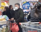 Hogy tehették ?Durva, hogy már itt tartunk... Koronavírus-pánik: egy vak nő bevásárlókocsijaiból lopták ki a WC-papírt a szupermarketben vásárlók