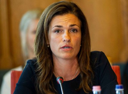 Varga Judit félmillió forintot ad a Szent László kórház alapítványának a családi kasszából .Küldjünk neki sok szívecskét <3