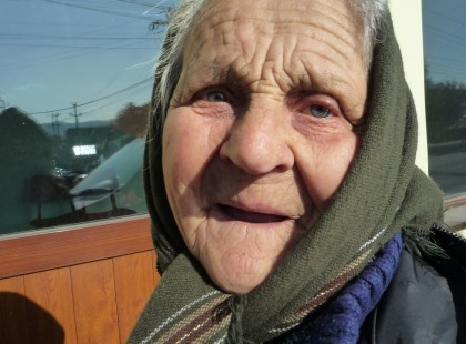 Idősek figyelem! Vírus tesztre hivatkozva akarhatnak idegenek bemenni Önökhöz