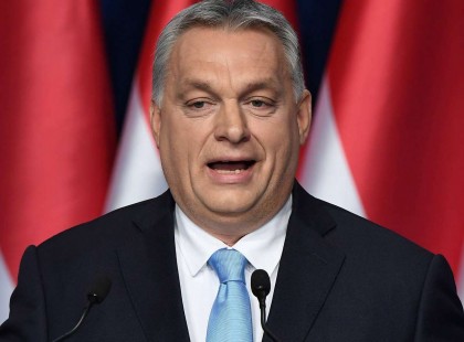 Felfüggeszti a kormány a hitelek törlesztését! Itt vannak a részletek