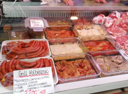 Lecsapott a hatóság, mára hirtelen minden hús a régi áron volt kapható a Lehel piacon