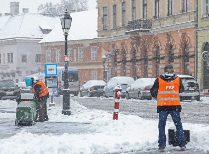 Ma 22 fok ,holnap havazás - hózápor és fagy.Itt az előrejelzés